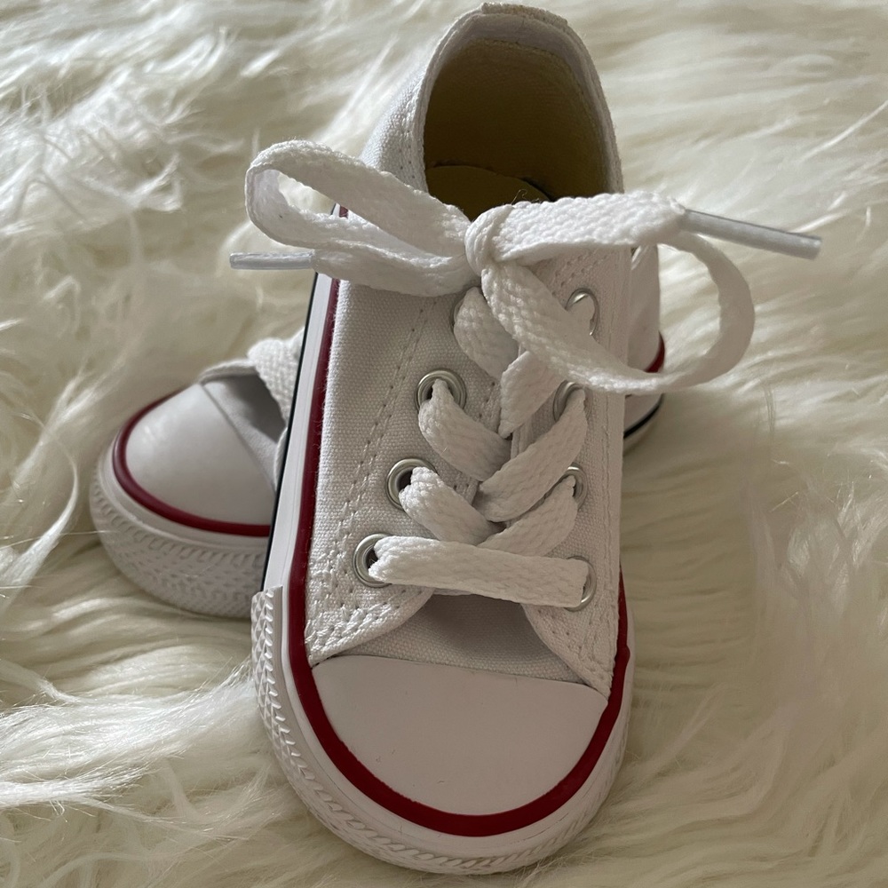White Baby Converse (LOW)
